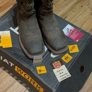 Ariat Workhog Bruin Brown 7.5